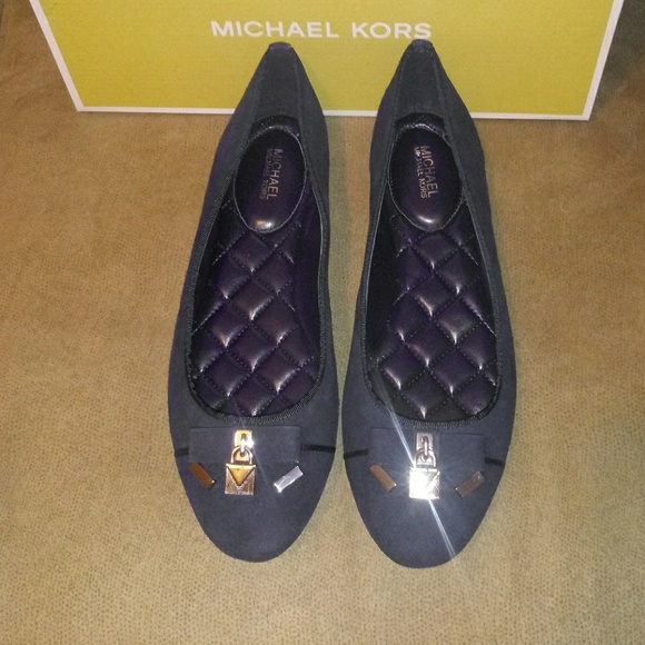 Michael Kors Alice Flats - Picture 2 of 7